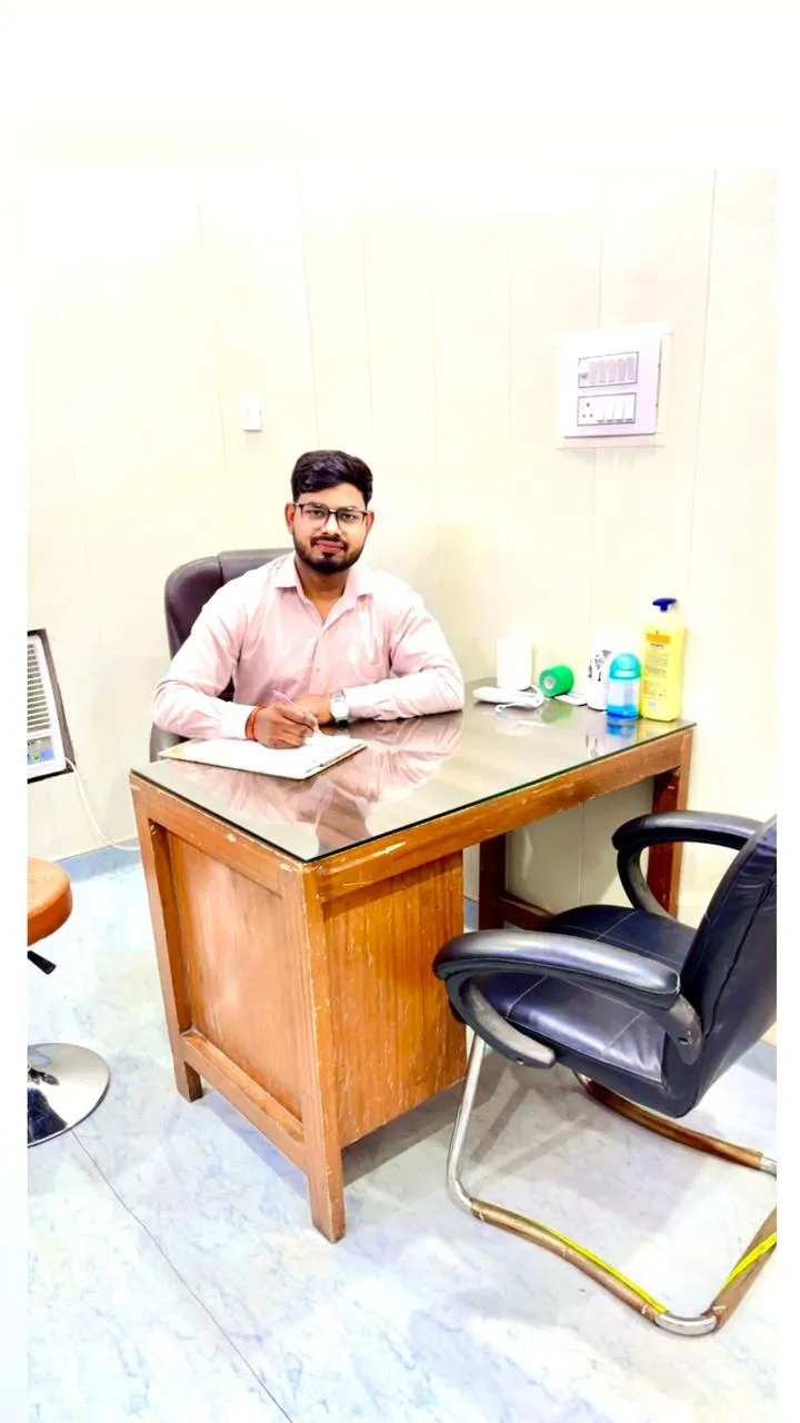 Dr. Akash Singh PT - Physiotherapist Uttam Nagar Delhi